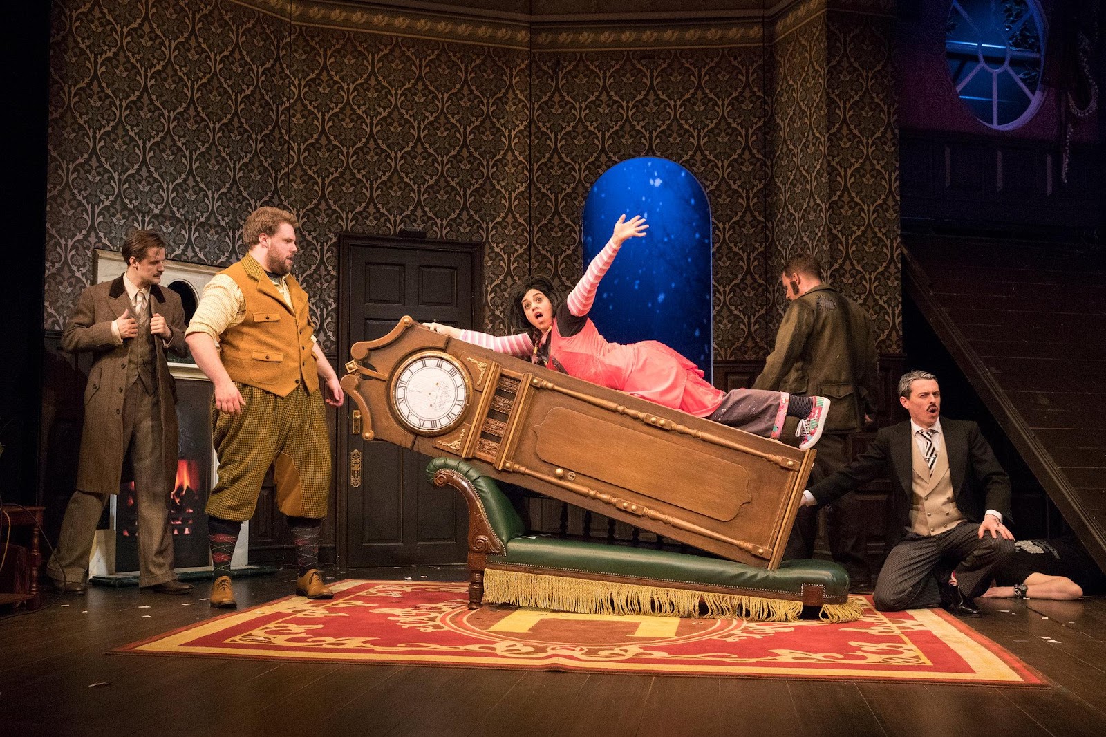 The Play That Goes Wrong episode